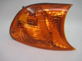 325CI BMW Parklamp Turn Signal Light Fender Right 325I 330CI