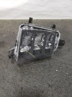 116-60677R VOLKSWAGEN Passenger Corner Light Fog Driving Gti