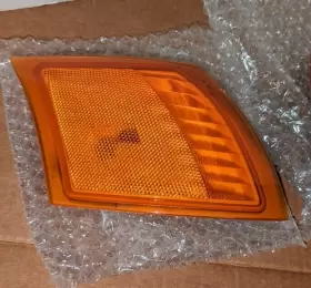 GM2551188 ACDELCO ADVANTAGE Corner Signal Light Lens Set Rh #2
