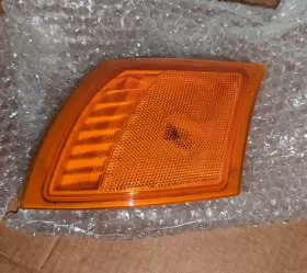 GM2551188 ACDELCO ADVANTAGE Corner Signal Light Lens Set Rh #3