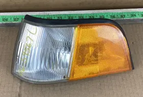 041-3821 ACURA Front Left Corner Turn Signal Marker Light