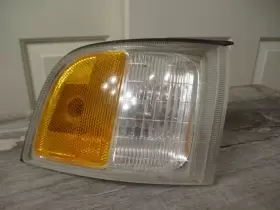 041-3952R ACURA Rh Right Corner Light Turn Signal Stanley
