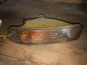 4040 ACURA Bumper Corner Turn Signal Right Light Lens Integra