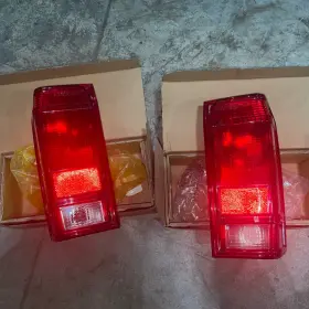 331-1923R-USD FORD Tail Lights Set Driver Passenger Ranger