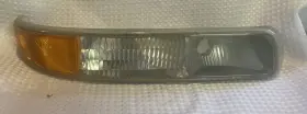 R1-GM166-U000-R CHEVY Signal Lamp Right Passenger Park Tahoe