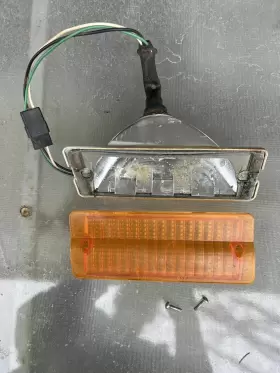 SF-5460102 AMERICAN MOTORS CORPORATION Amber Front Parking Rh