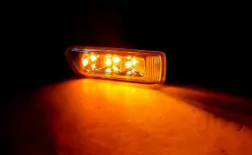 4E0-949-127 AUDI Front Fender Repeater Turn Signal Light Lamp #3