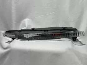 4L0-953-042 AUDI Front Passenger Right Turn Signal Light Q7 #2