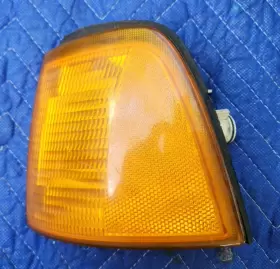 8A0-953-049 AUDI Lh Left Drive Turn Signal Light Bosch Park #2