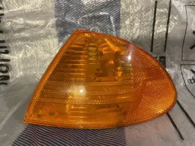0311328001 BMW Turn Signal Lh 325I