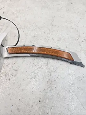 528I BMW Driver Left Front Bumper Reflector Light