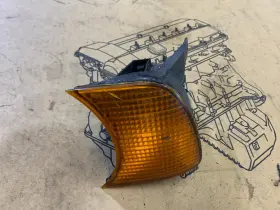 1384033 BMW Left Driver Turn Signal Light Lamp 525I 530I 535I