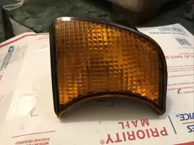 63131384034 BMW Front Right Turn Indicator E34 525I 530I 540I #2 63131384034 BMW Front Right Turn Indicator E34 525I 530I 540I #2