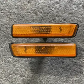63138360205 BMW Turn Signal Indicator Light Fender Marker Set #2 63138360205 BMW Turn Signal Indicator Light Fender Marker Set #2