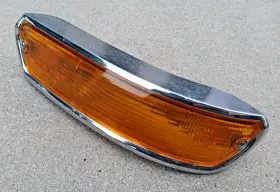 63138454103 BMW Euro Right Turn Signal Light Lamp Indicator