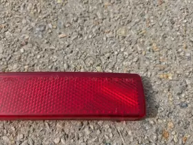 63148376873 BMW Left Rear Bumper Reflector E46 323CI 325CI #2