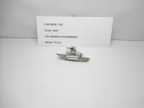 7253325 BMW Frh Fender Turn Light Signal Lamp Bulb Cflo