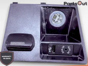 9115084 BMW Front Storage Lighter Socket Usb X5 E70