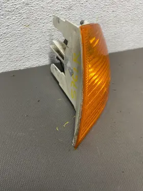 CLX-M0-BM023-B000R BMW Signal Light Left Amber Lens 323I E46 #3