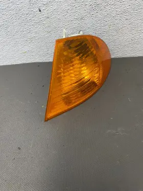 CLX-M0-BM023-B000R BMW Signal Light Left Amber Lens 323I E46