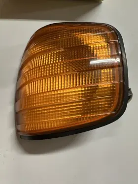 1305233061 BOSCH Euro Left Turn Signal Light W126 Mercedes