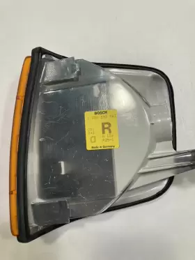 1305233062 BOSCH Benz Right Turn Signal Mercedes #2