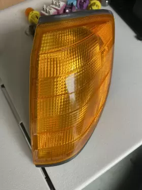 140-826-03-43 BOSCH Lh Front Turn Signal Blinker Light W140 #2
