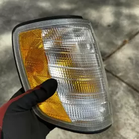 A1248261243 BOSCH Front Right Passenger Turn Signal Light