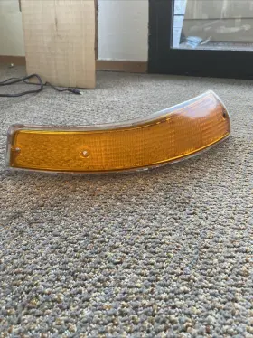 KL0164F BOSCH Front Turn Signal Lens Right 911 Porsche