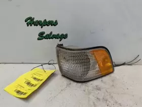 05976093 BUICK Driver Corner Turn Signal Lamp Century