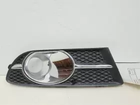 116.GM4E15 BUICK Right Fog Light Bezel Verano