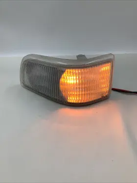 16513668 BUICK Rh Passenger Turn Signal Marker Light Bulb