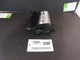 116-10479L CADILLAC Driver Light Cornering XT5 Park #3