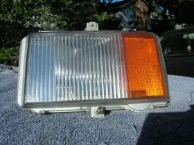 16500968 CADILLAC Fleetwood Right Rh Corner Marker Turn Light #2