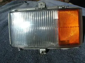 16500968 CADILLAC Fleetwood Right Rh Corner Marker Turn Light #3
