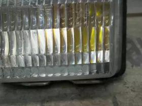 16514433 CADILLAC Left Headlight Marker Turn Signal Light #2