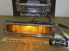 5966710 CADILLAC Front Bumper Turn Signal Marker Light Lens #3