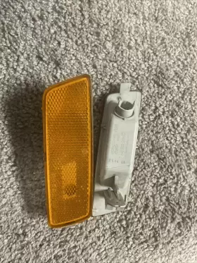 PLX-M0-18-5998-01 CARLIGHTS360 Turn Signal Marker Light Lens #2