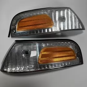 SAE-AP2-98CV CARPLASTIC Corner Light Left Signal Lamp Ford
