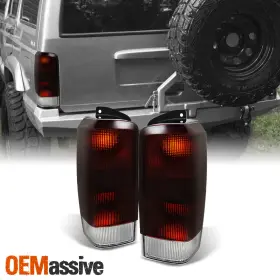 CH2800128 CARSPARTSSTORE Tail Lights Brake Lamps Jeep