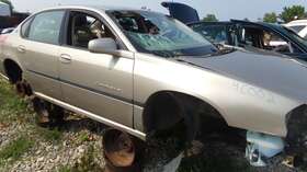 116-02209L CHEVROLET Driver Corner Light Fog Driving Bumper