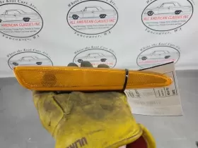 116-02430R CHEVROLET Rh Passengers Marker Light Amber C6