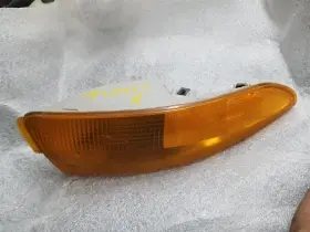 116-03402AR CHEVROLET Passenger Corner Light Lamp Turn Signal