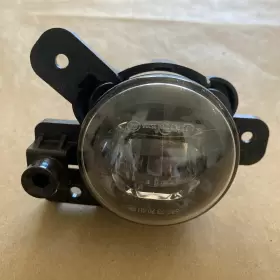 116-10558 CHEVROLET Front Bumper Passenger Right Rh Fog Light