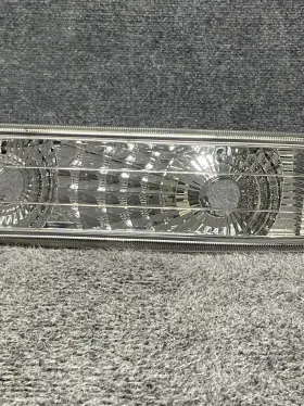1630065 CHEVROLET Left Driver Turn Signal Parking Light #3