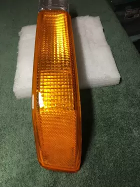 16524260A CHEVROLET Right Front Turn Signal Driving Light S10 #2