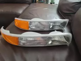 16525194 CHEVROLET Left Right Turn Signal Marker Light Lens