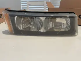 335-1604L-US CHEVROLET Depo Left Driver Signal Parking Light