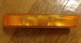 GM-16524256 CHEVROLET Right Lamp Turn Signal S-10 Chevy Park