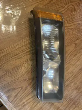 GM15199557 CHEVROLET Left Driver Turn Signal Light Lamp